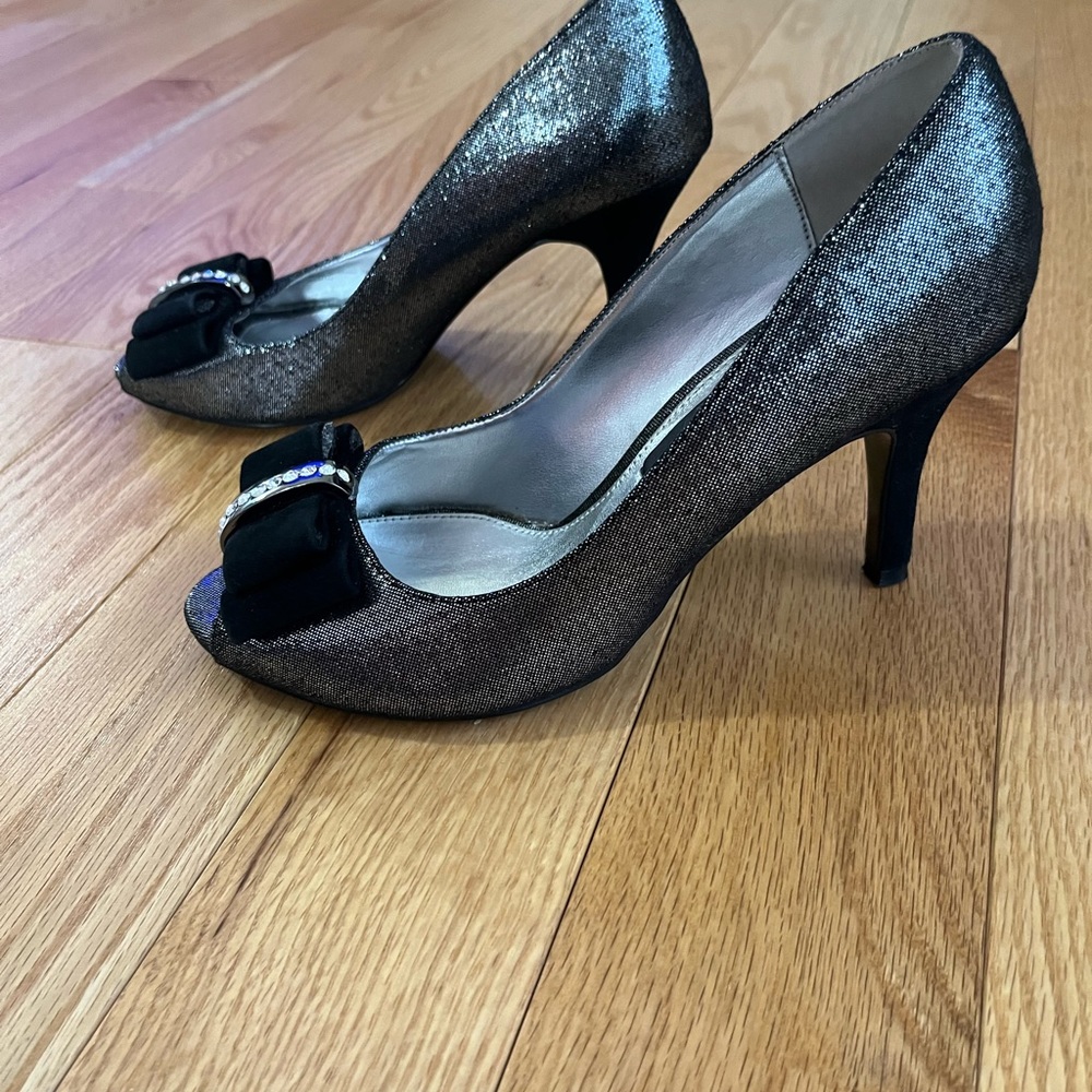 Nina NY est. 1953 Dress shoes